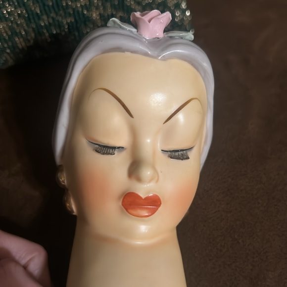 Vintage uoagco porcelain lady head vase/planter - Picture 7 of 8